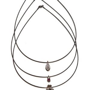 Colgante de plata y circonitas.